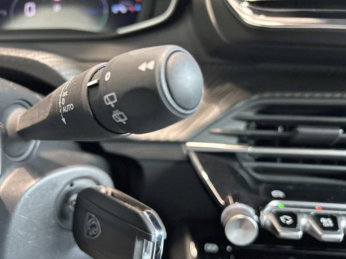 peugeot-2008-2025-gasolina-1199cc