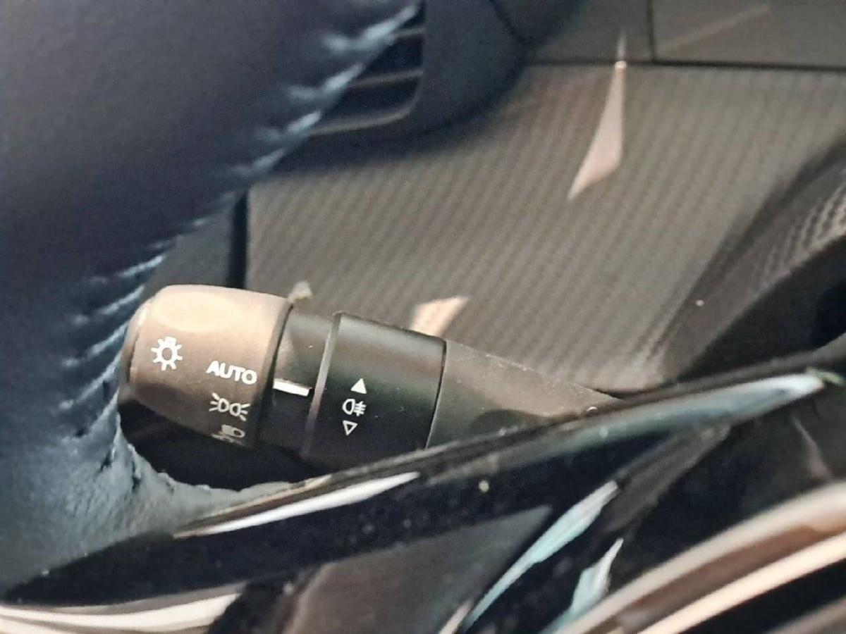 peugeot-208-2025-eletrico-1cc