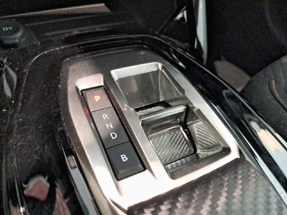 peugeot-208-2025-eletrico-1cc
