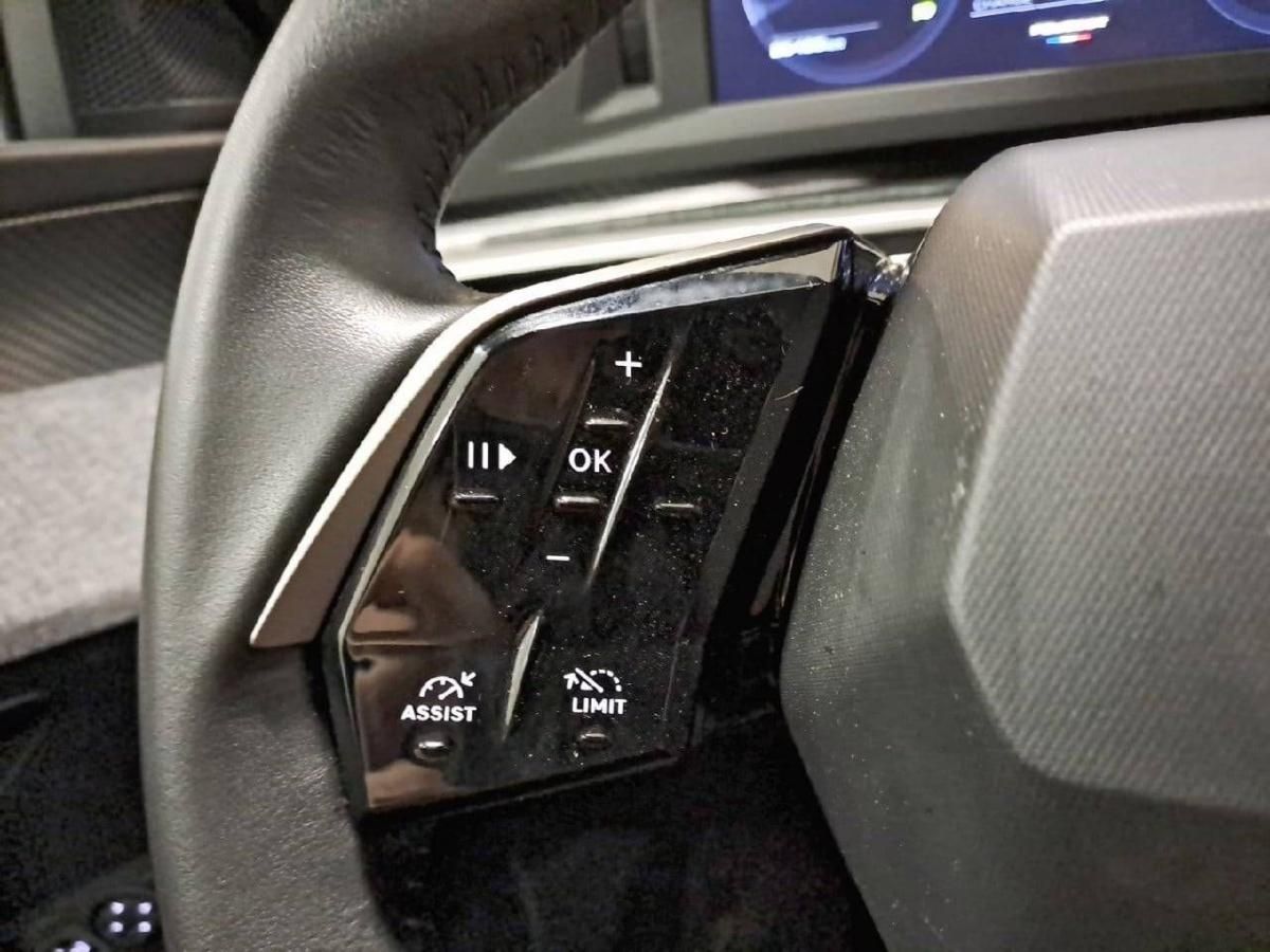 peugeot-5008-2025-gasolina-1199cc
