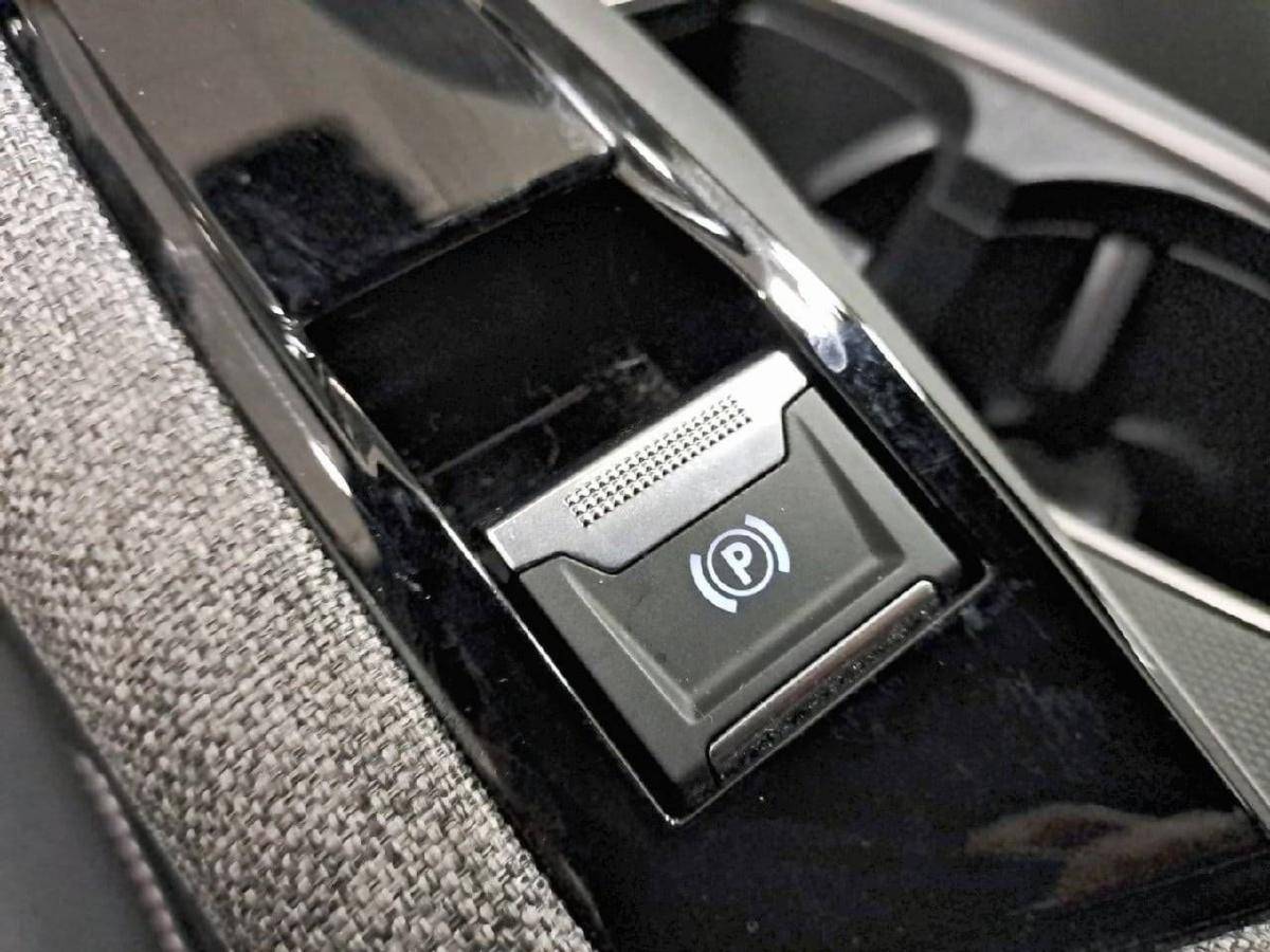 peugeot-5008-2025-gasolina-1199cc