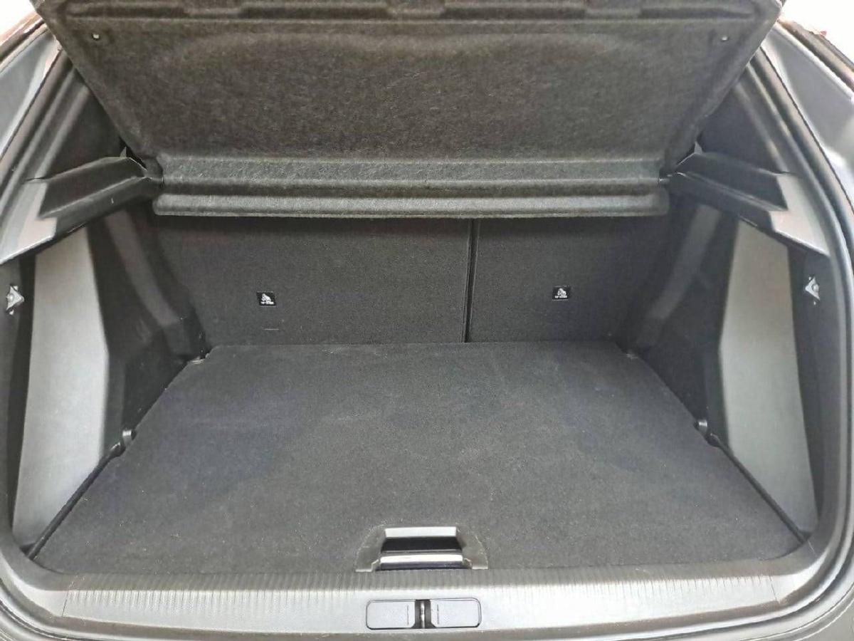 peugeot-2008-2020-diesel-1499cc