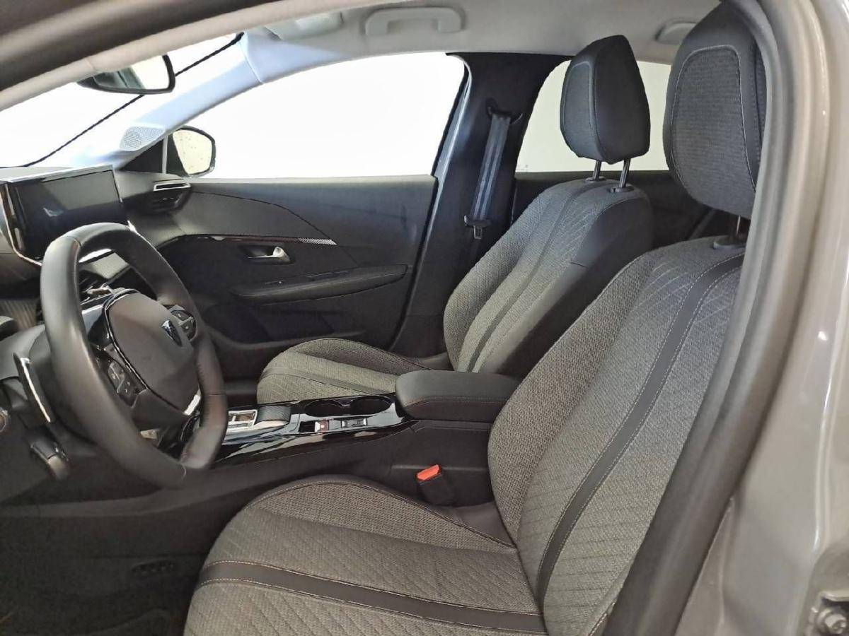 peugeot-208-2025-gasolina-1199cc