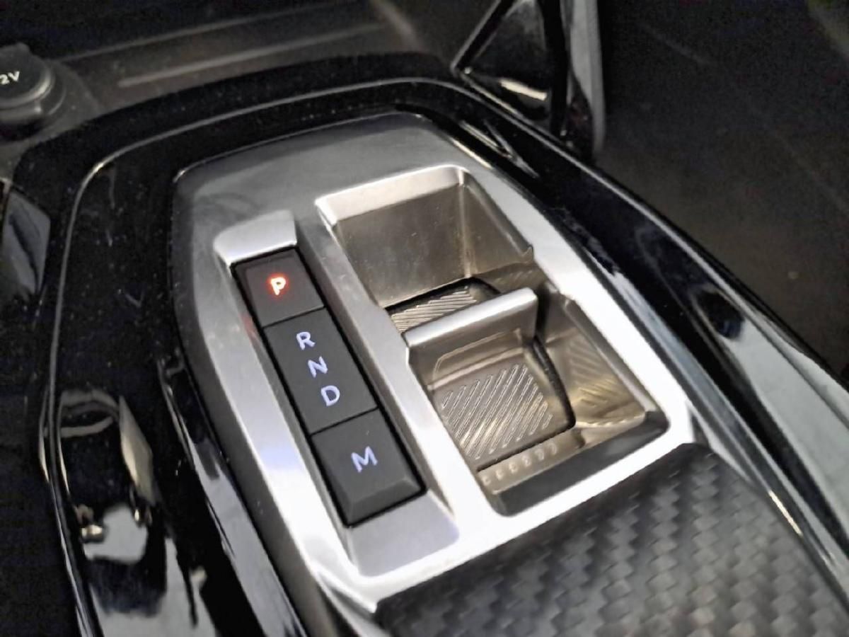 peugeot-208-2025-gasolina-1199cc
