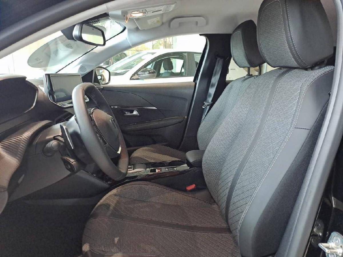 peugeot-208-2025-gasolina-1199cc