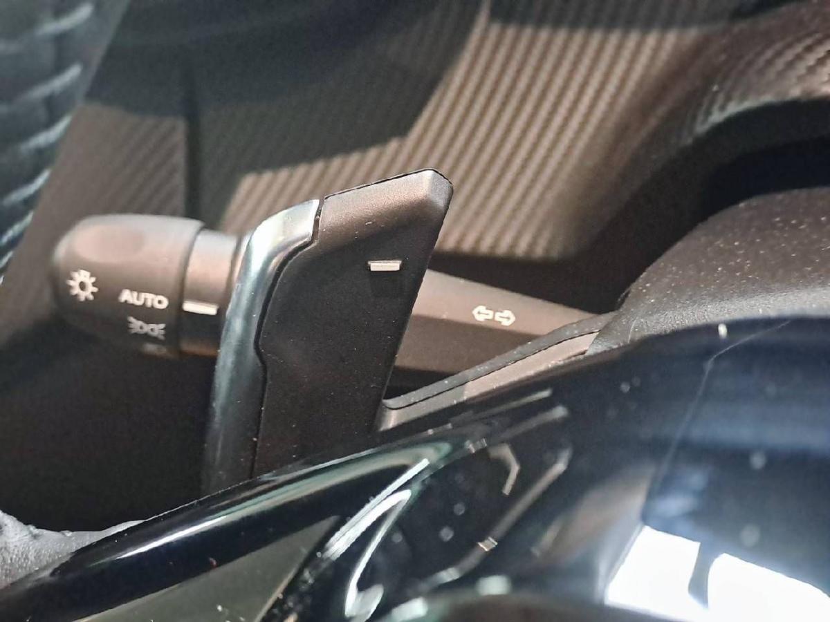 peugeot-208-2025-gasolina-1199cc