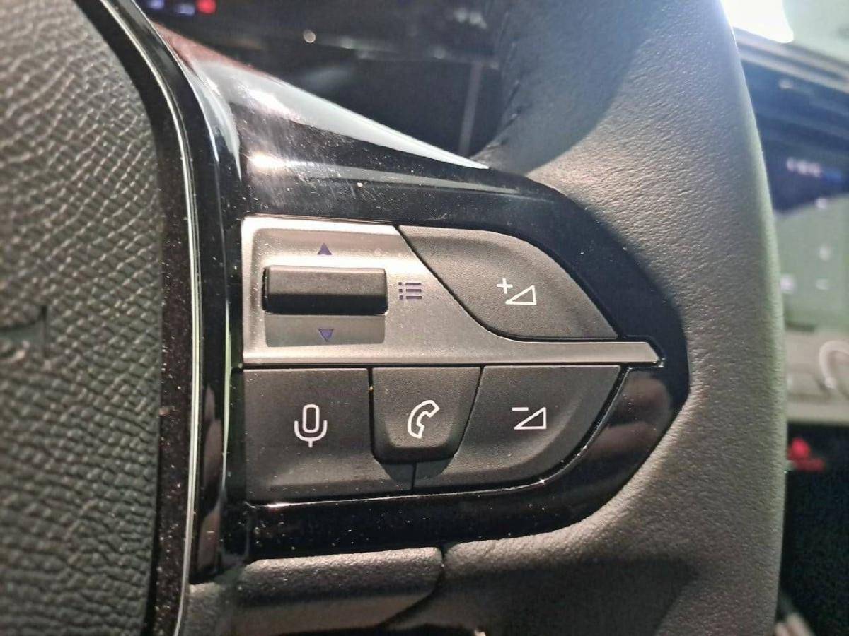 peugeot-308-2025-gasolina-1199cc
