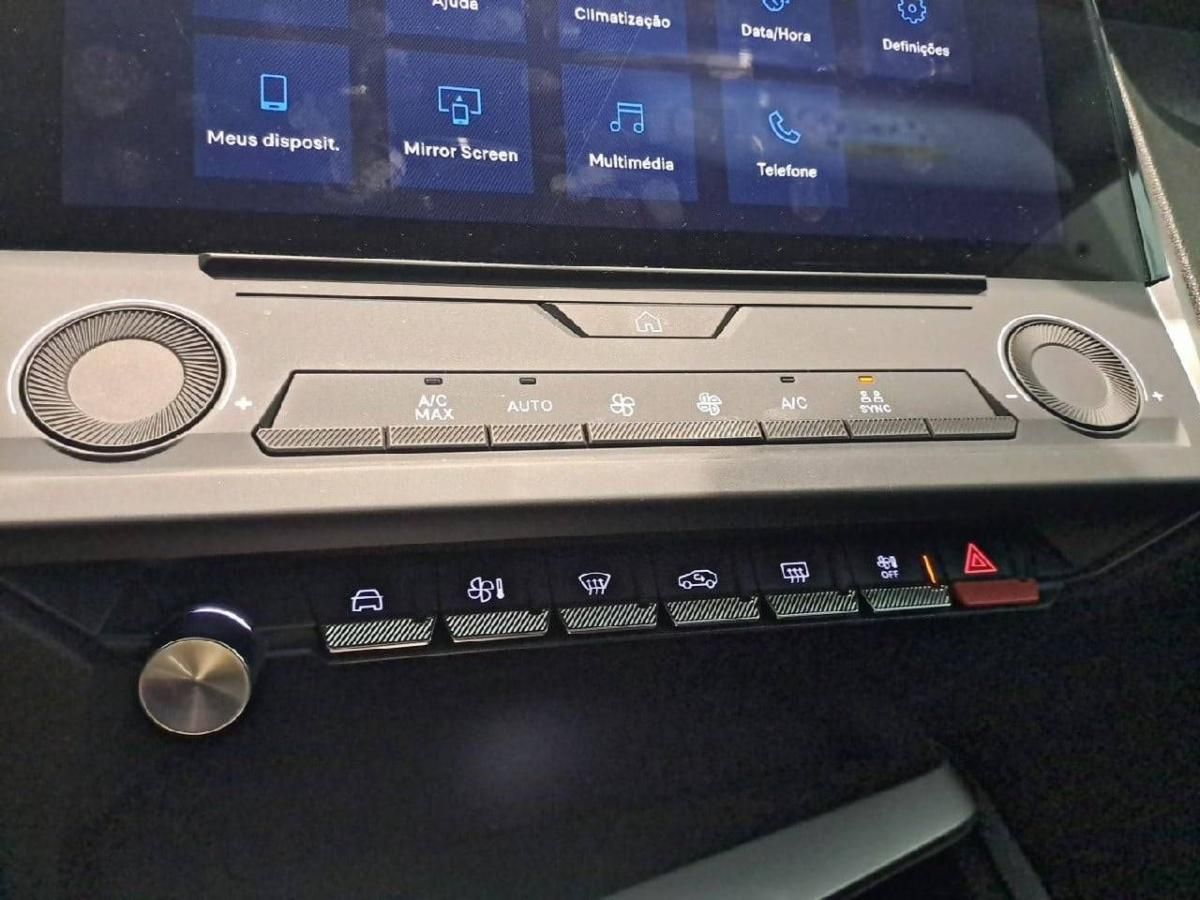 peugeot-308-2025-gasolina-1199cc