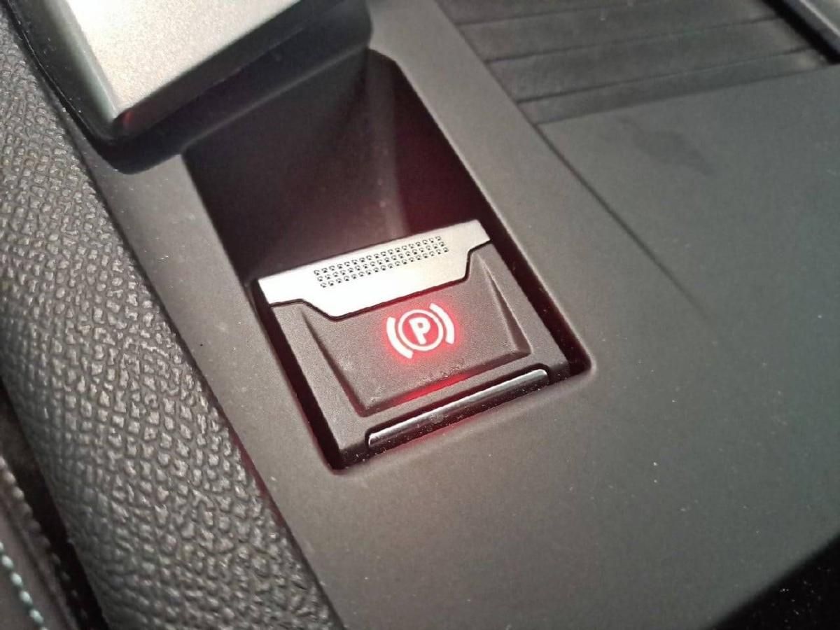 peugeot-308-2025-gasolina-1199cc