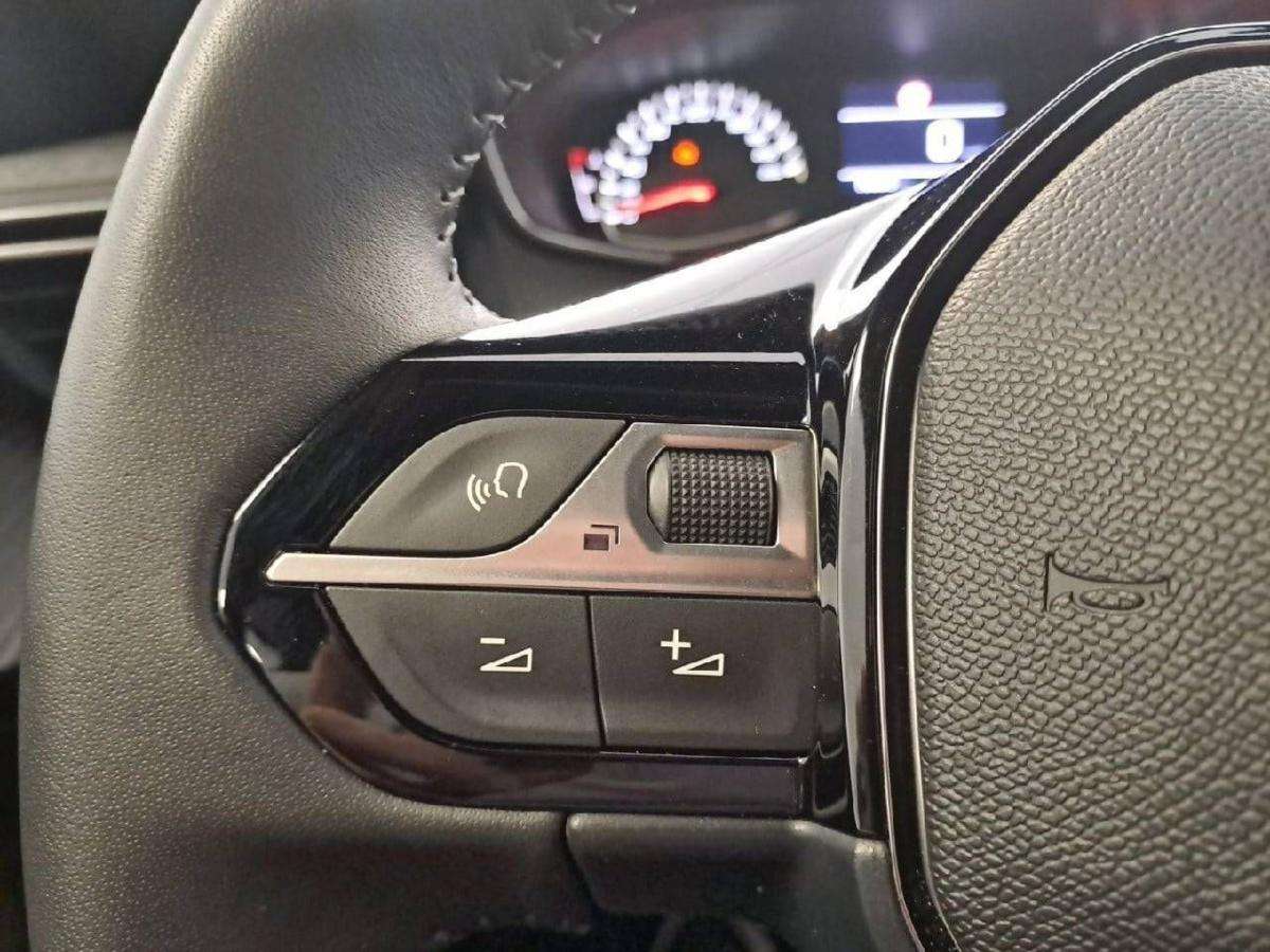 peugeot-2008-2025-gasolina-1199cc