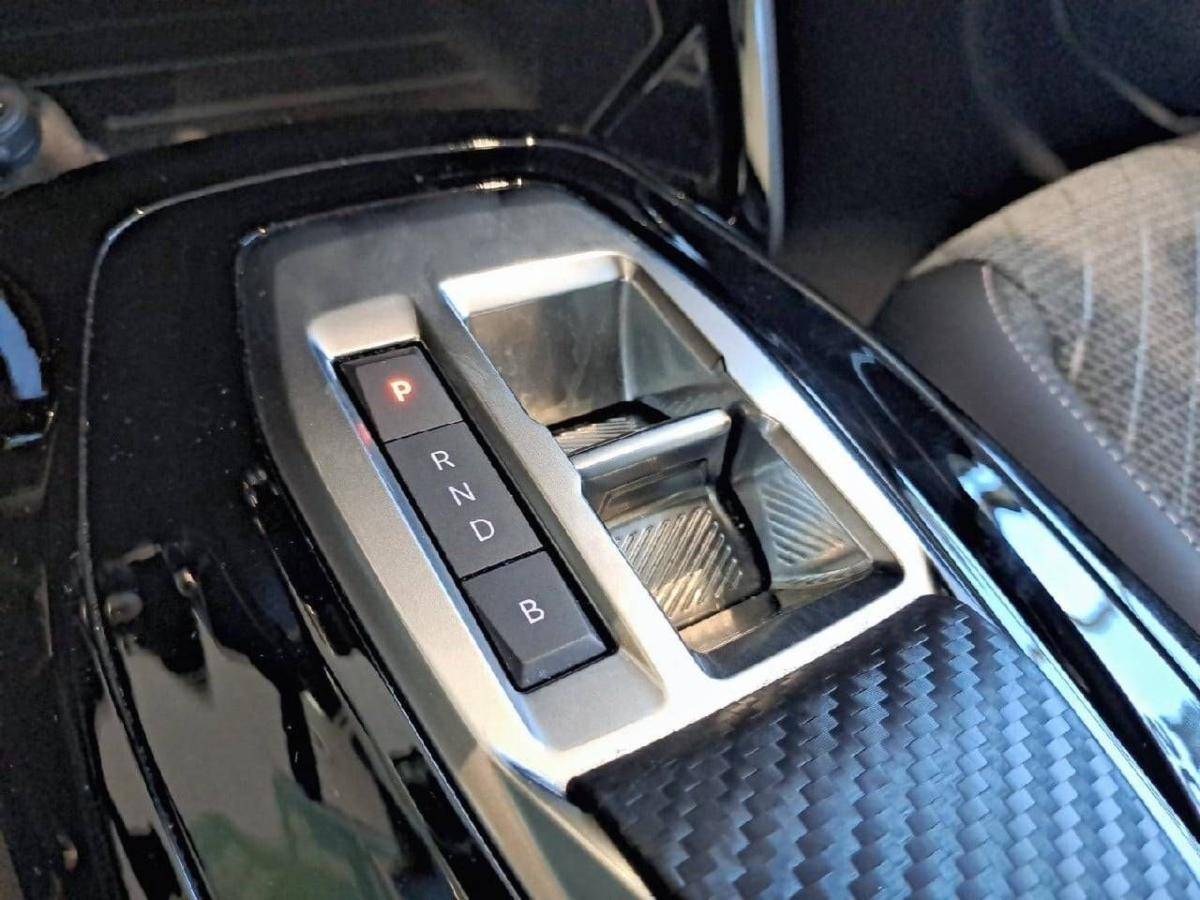 peugeot-208-2025-eletrico-1cc