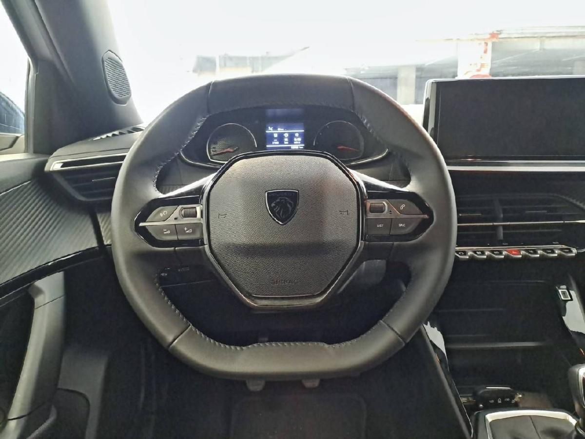 peugeot-2008-2025-gasolina-1199cc