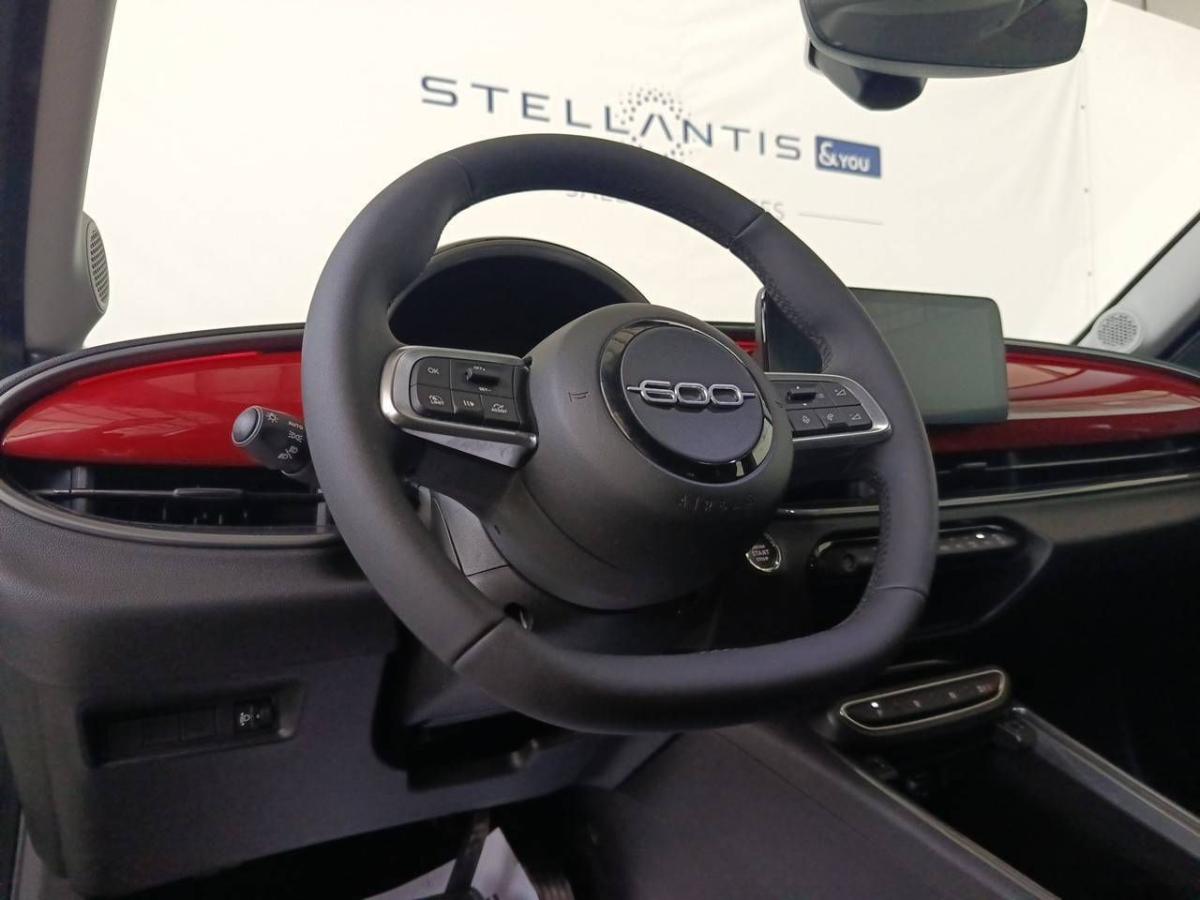 fiat-600-2025-eletrico-1cc