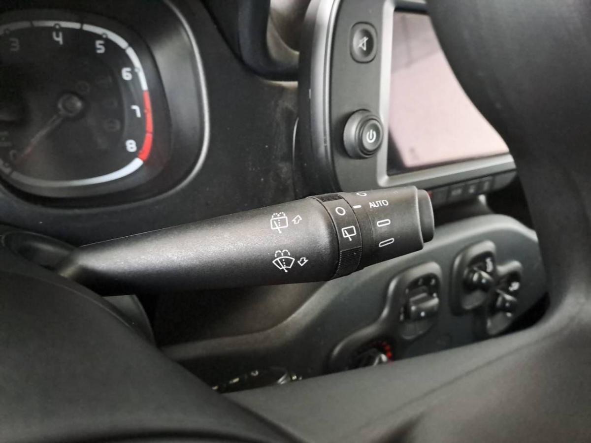 fiat-panda-2024-hibrido-a-gasolina-999cc