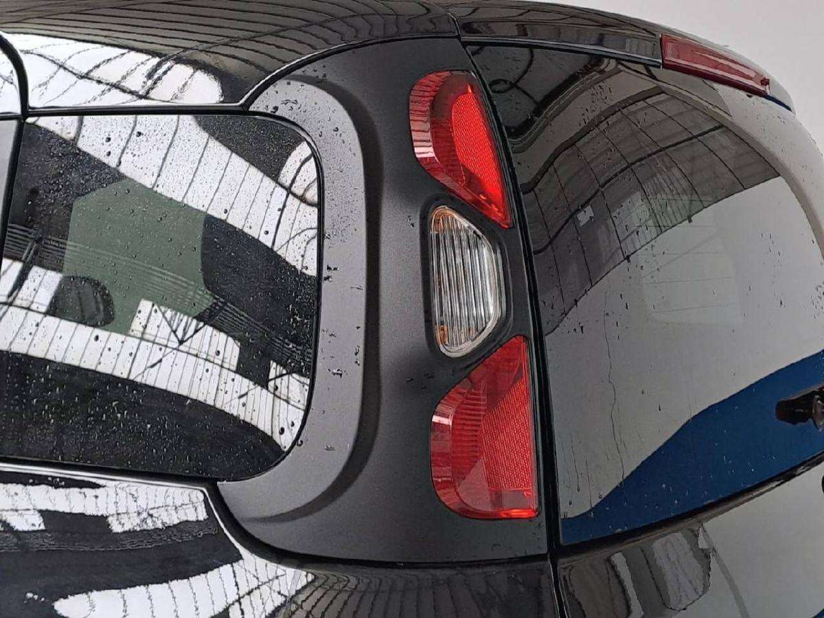 fiat-panda-2024-hibrido-a-gasolina-999cc