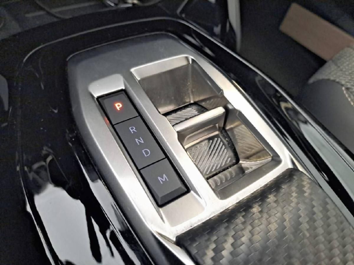 peugeot-2008-2025-hibrido-a-gasolina-1199cc