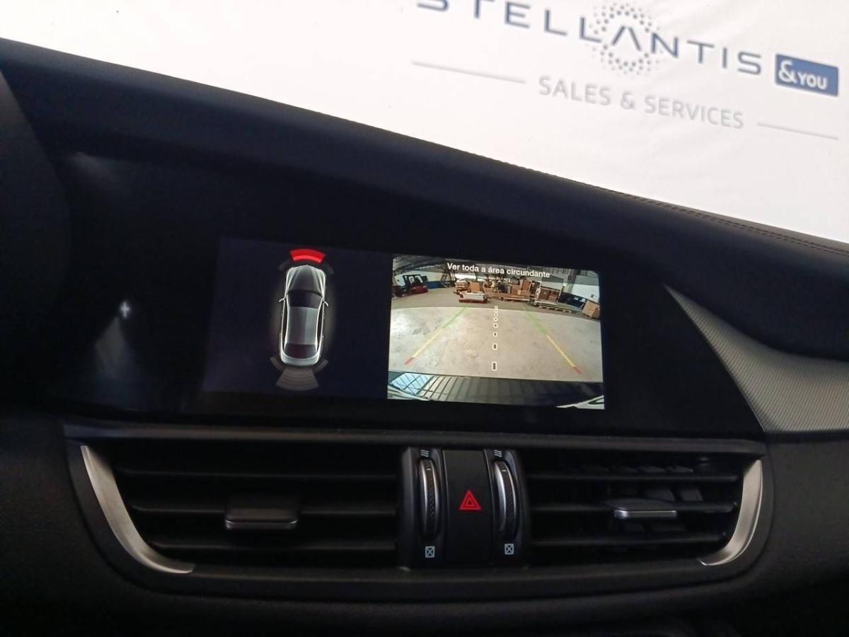 alfa-romeo-giulia-2025-diesel-2143cc