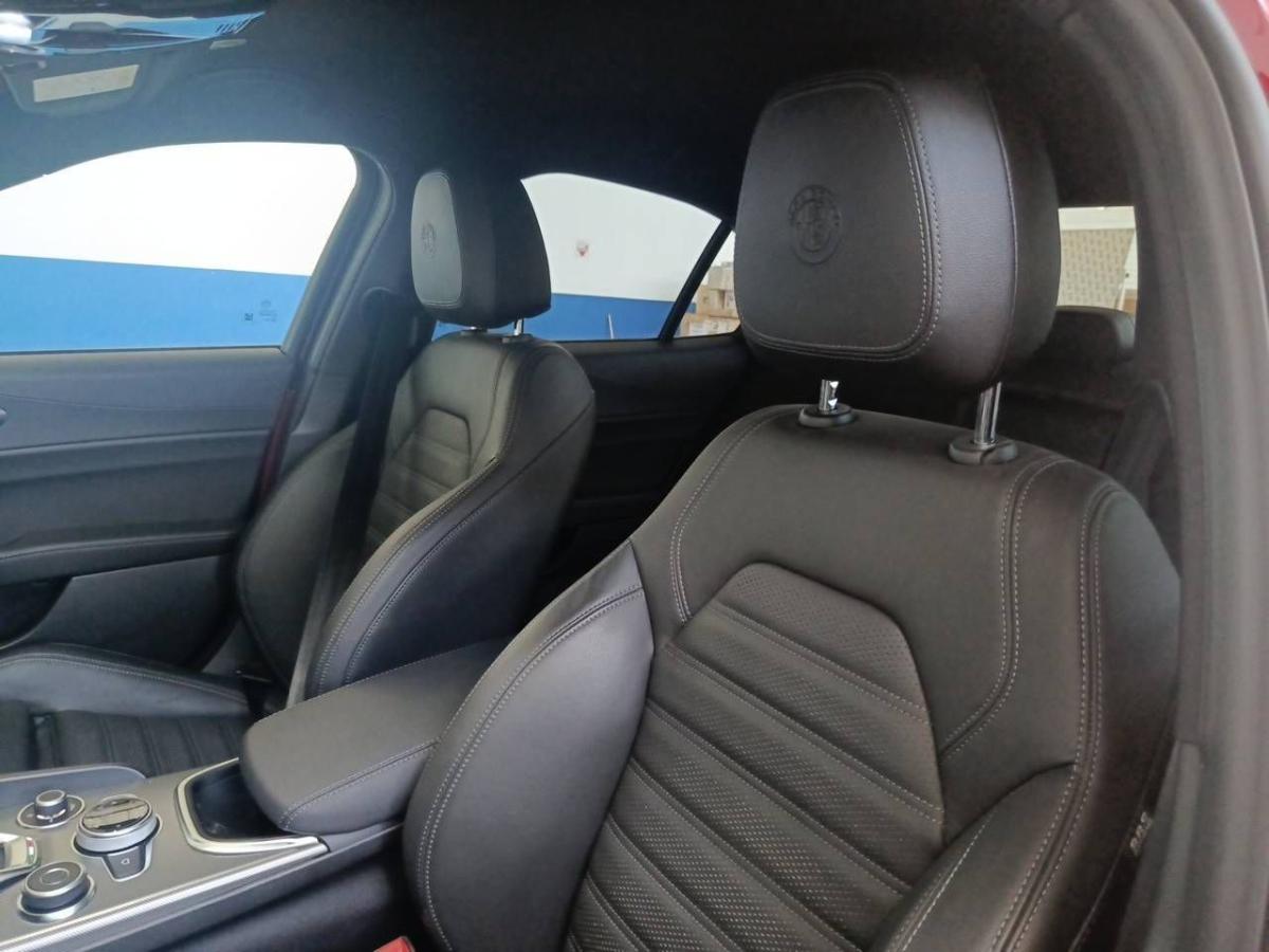 alfa-romeo-giulia-2024-diesel-2143cc