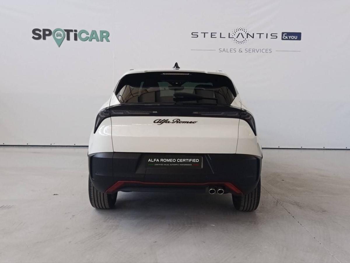 alfa-romeo-junior-2025-hibrido-a-gasolina-1199cc