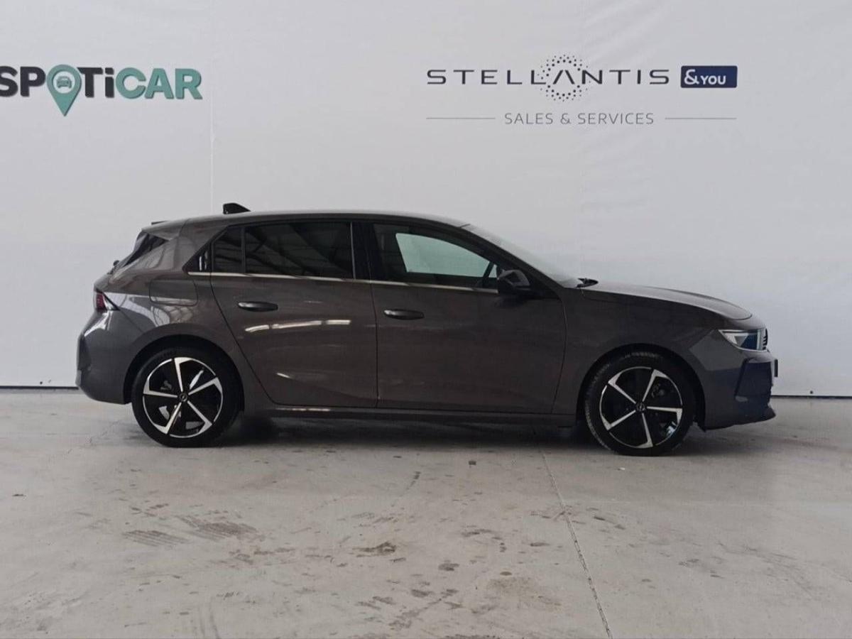 opel-astra-2023-diesel-1499cc