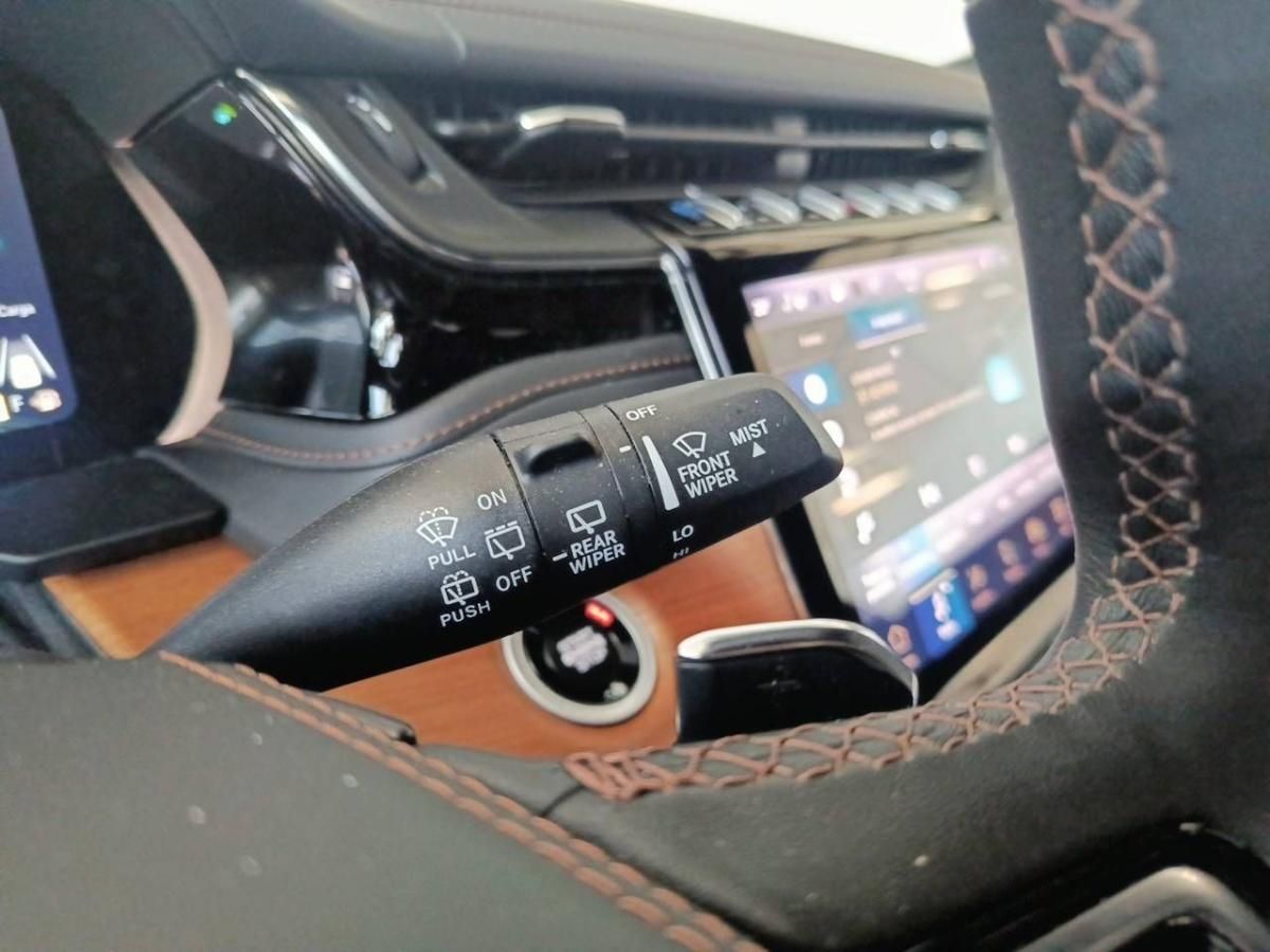jeep-grand-cherokee-2025-hibrido-1995cc
