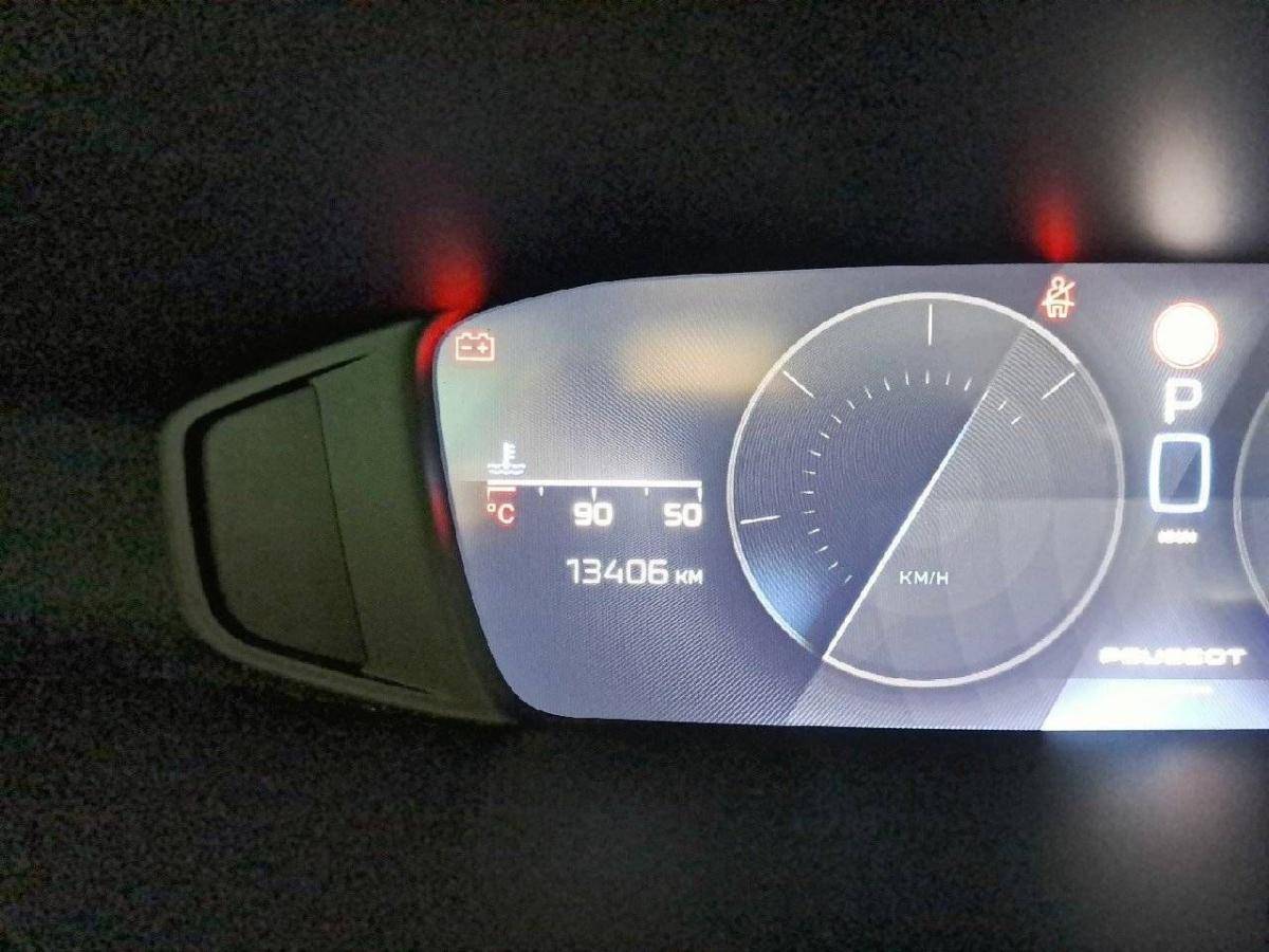 peugeot-308-2025-gasolina-1199cc