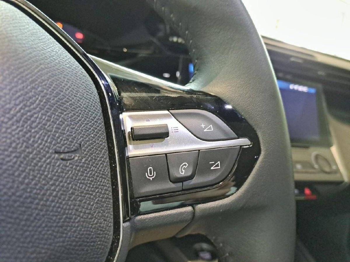 peugeot-308-2025-gasolina-1199cc