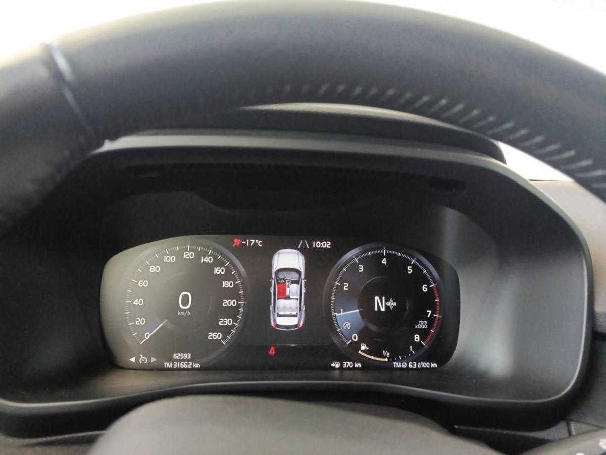 volvo-xc40-2021-gasolina-1477cc