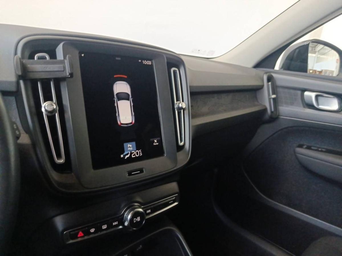 volvo-xc40-2021-gasolina-1477cc