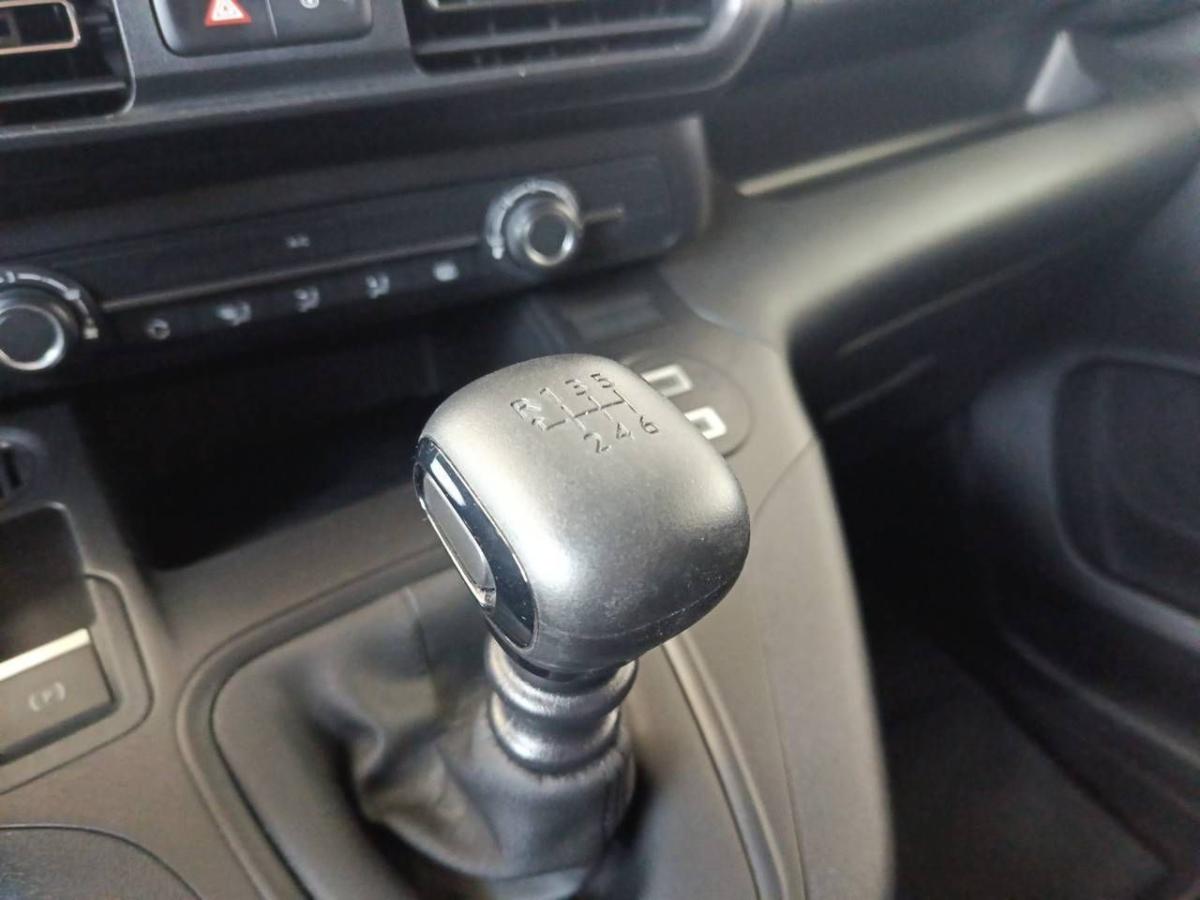 fiat-doblo-2025-diesel-1499cc