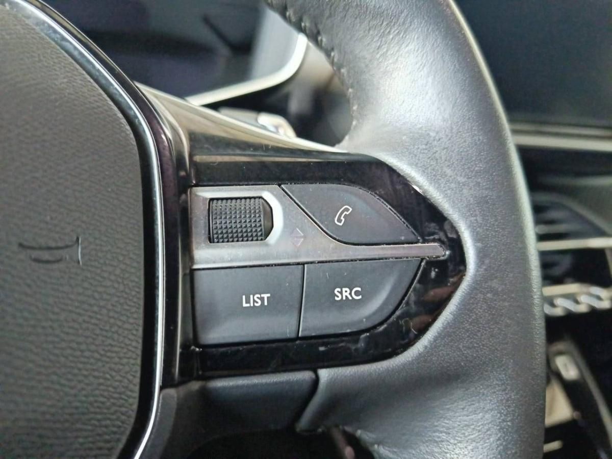 peugeot-2008-2022-diesel-1499cc