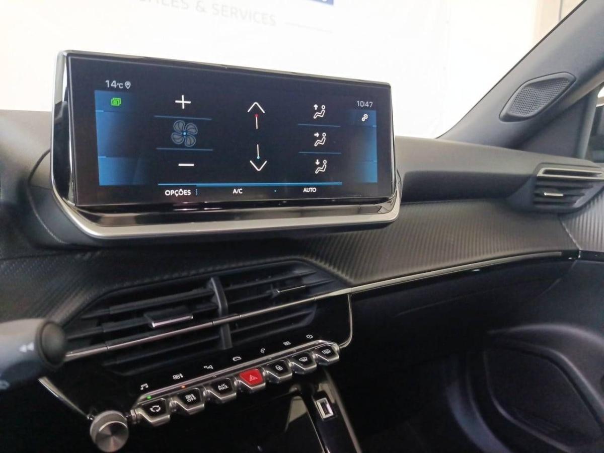 peugeot-2008-2022-diesel-1499cc