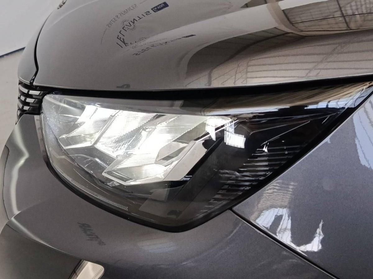 peugeot-2008-2022-diesel-1499cc