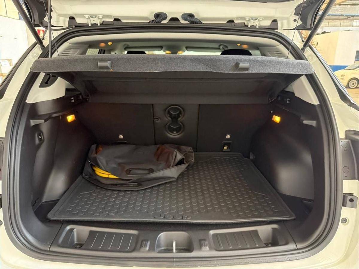 jeep-compass-2024-hibrido-1332cc