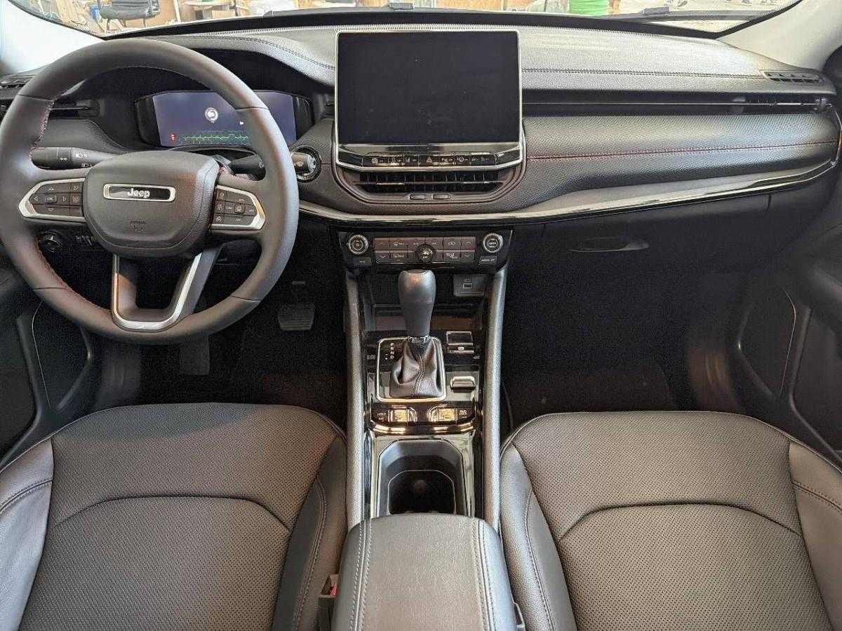 jeep-compass-2024-hibrido-1332cc