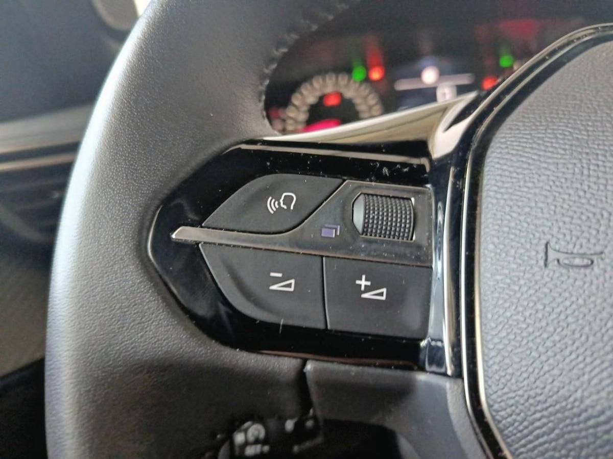 peugeot-2008-2025-gasolina-1199cc