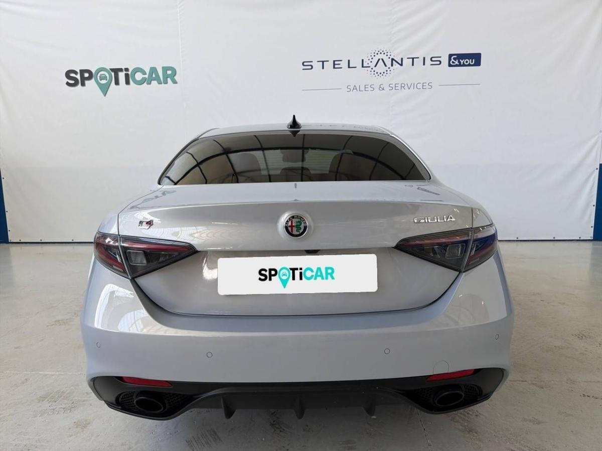 alfa-romeo-giulia-2025-gasolina-1995cc