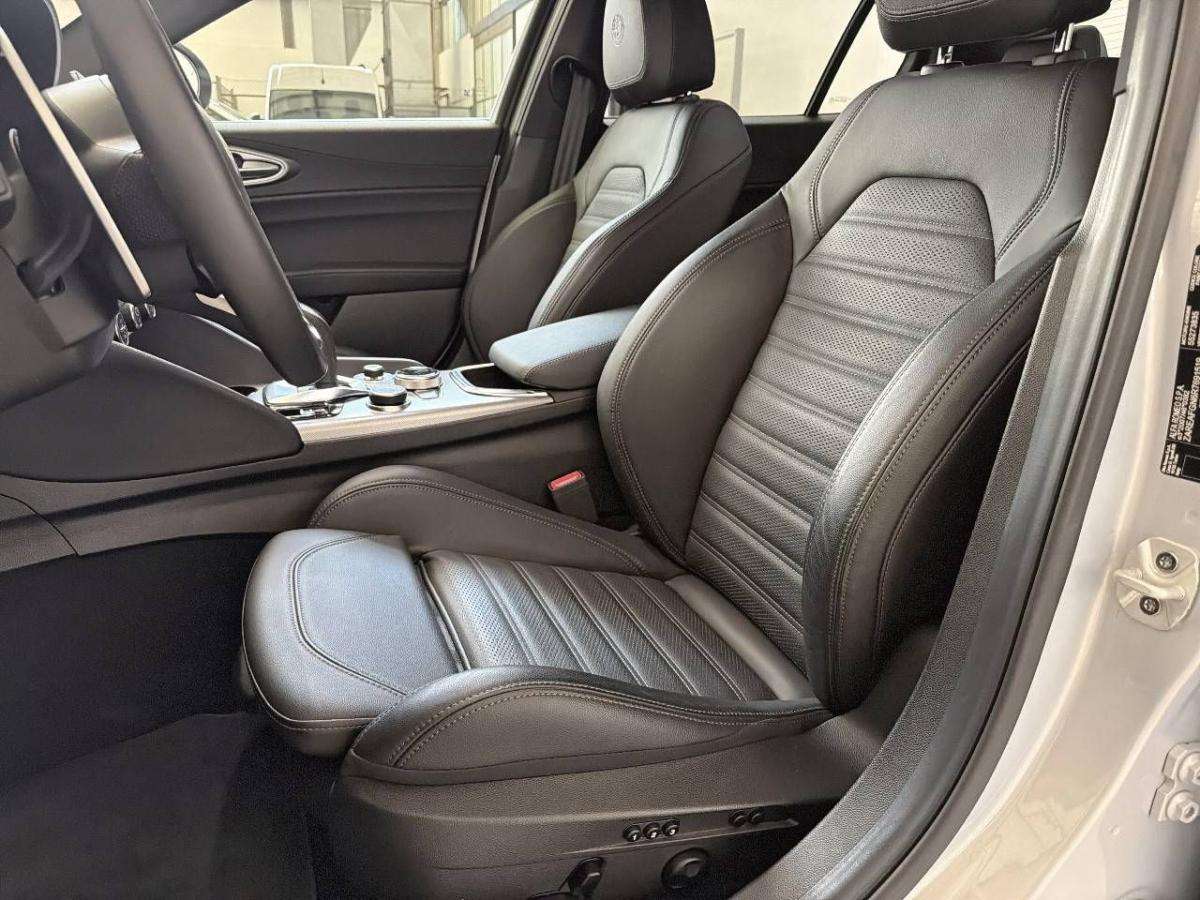 alfa-romeo-giulia-2025-gasolina-1995cc