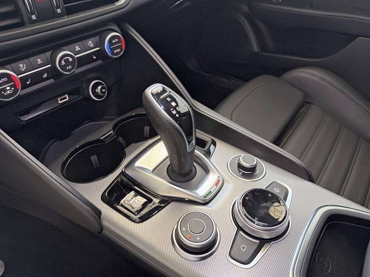 alfa-romeo-giulia-2025-gasolina-1995cc