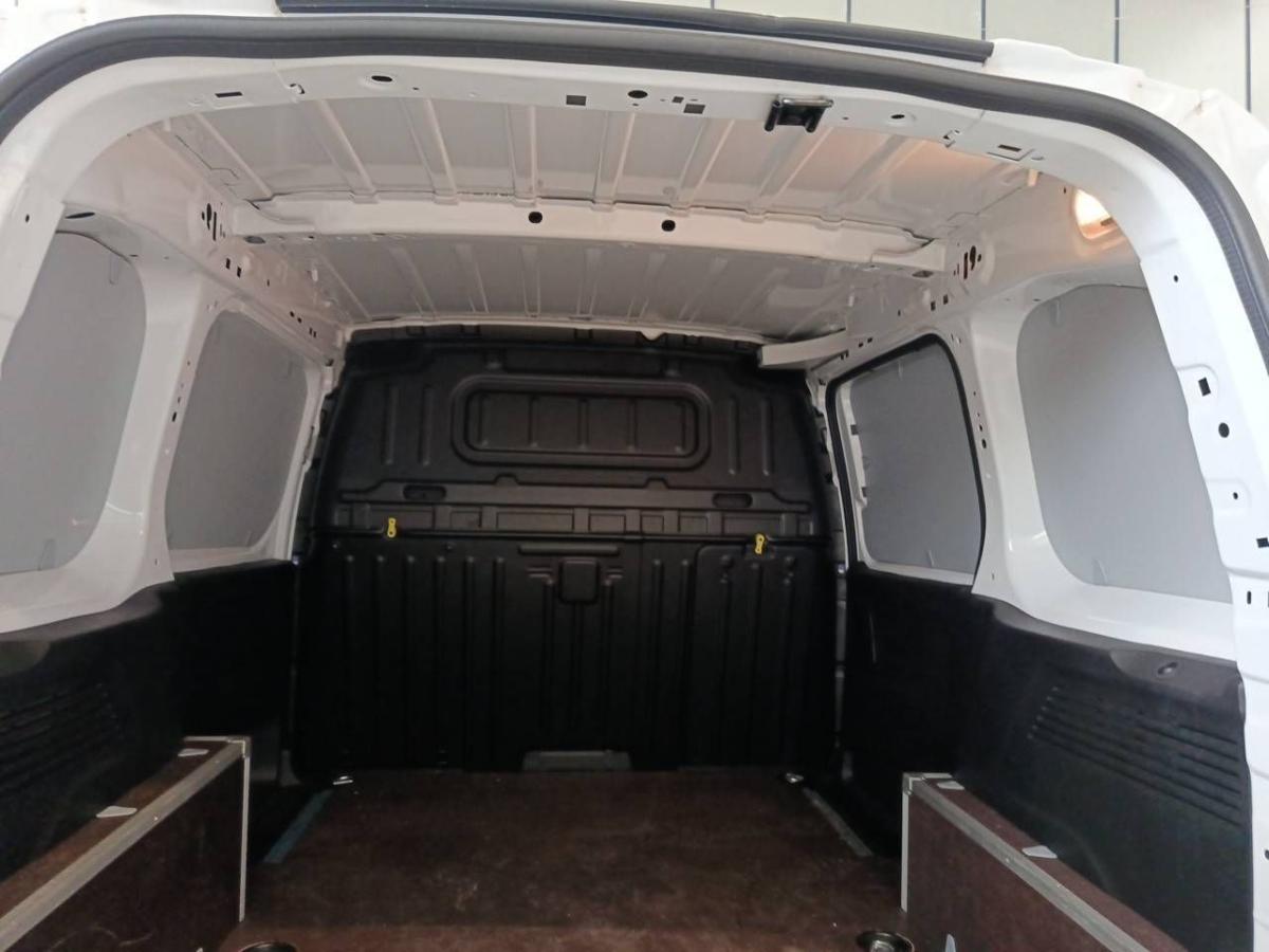 fiat-doblo-2025-diesel-1499cc