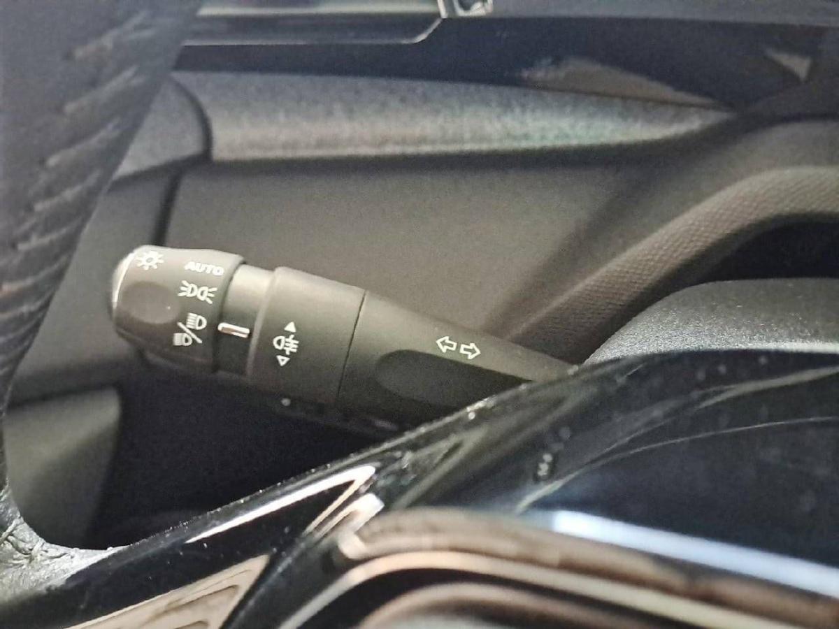 peugeot-308-2022-gasolina-1199cc
