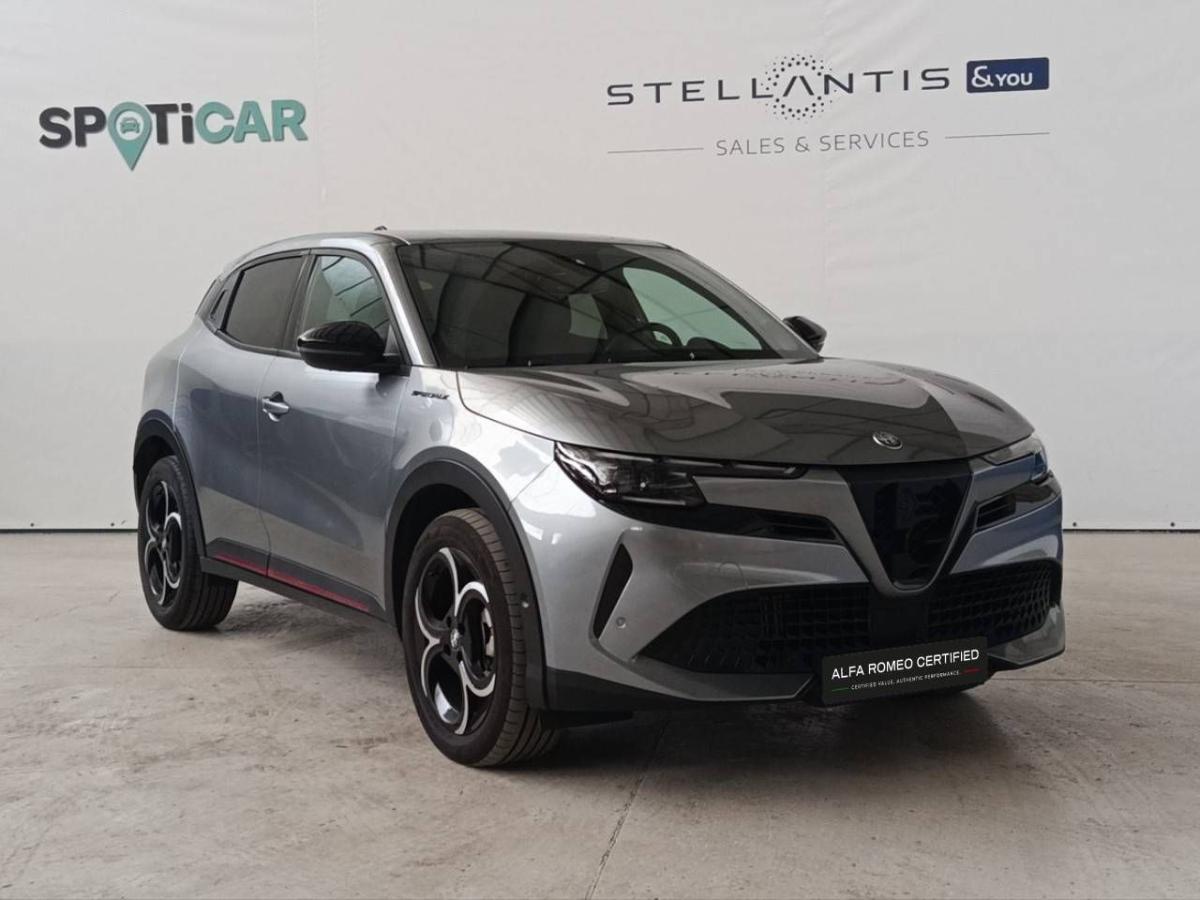 alfa-romeo-junior-2025-hibrido-a-gasolina-1199cc