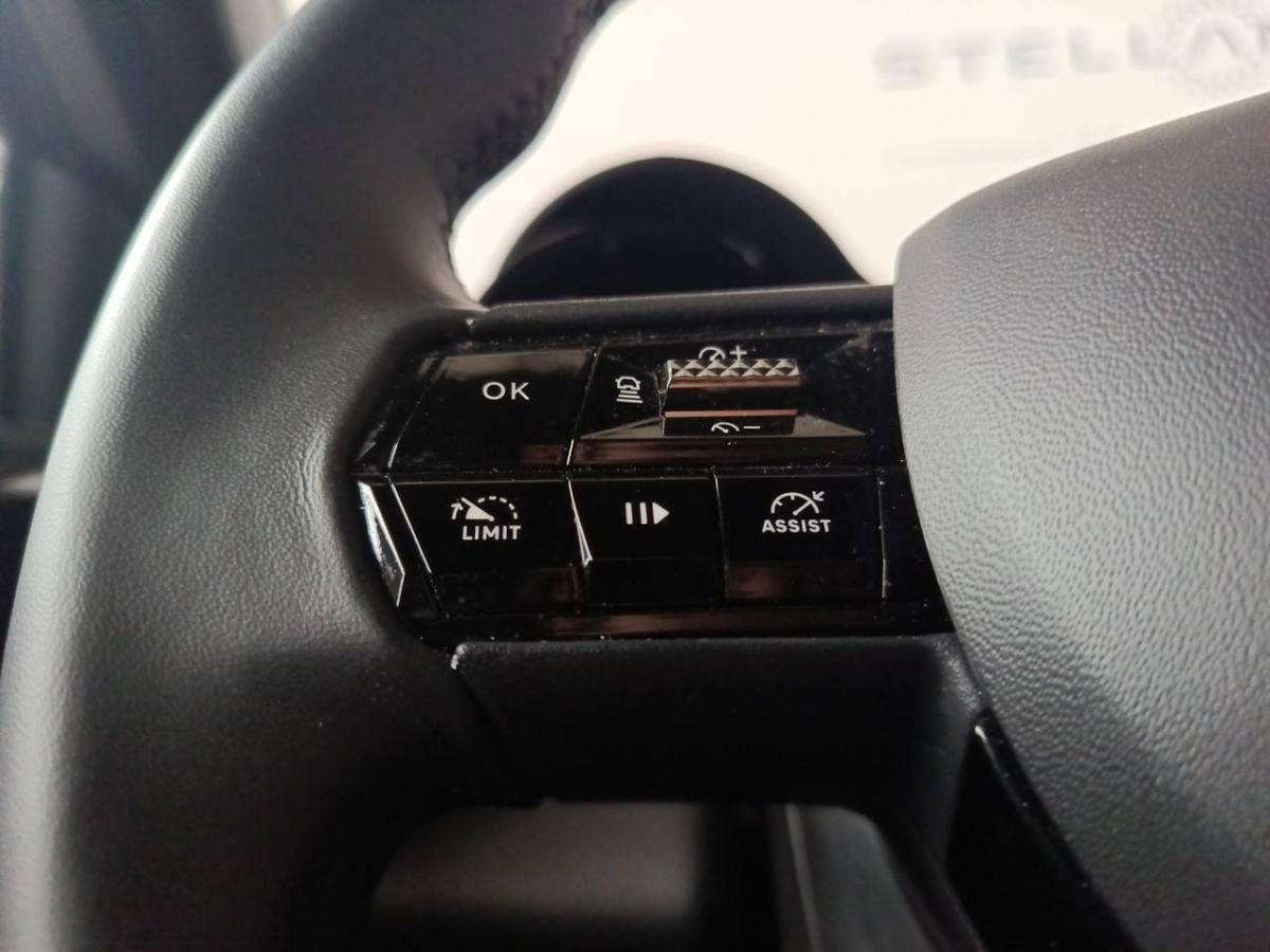 alfa-romeo-junior-2025-hibrido-a-gasolina-1199cc