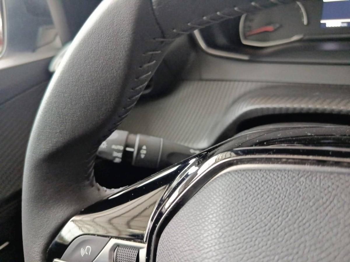 peugeot-2008-2025-gasolina-1199cc