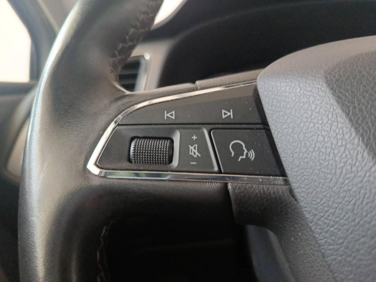 seat-leon-2020-diesel-1598cc