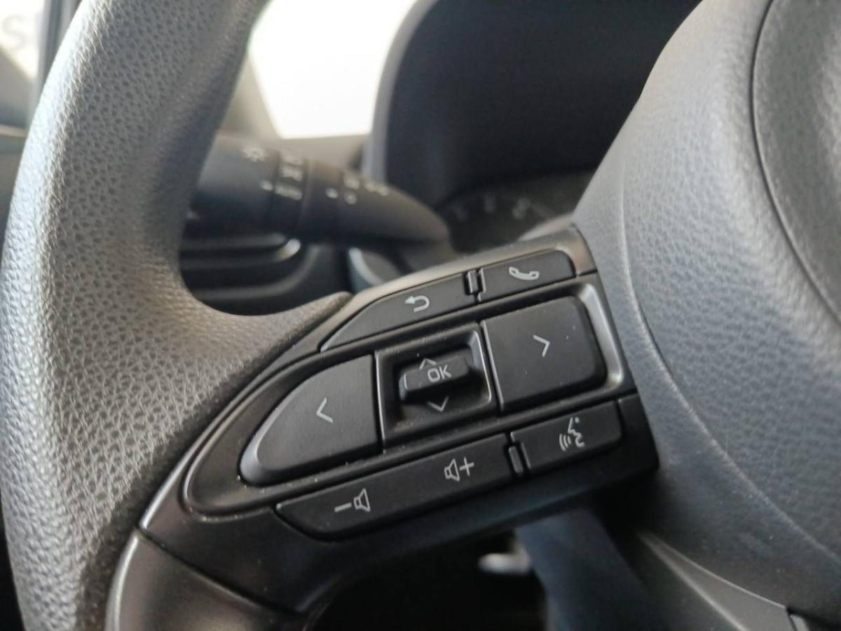 toyota-yaris-2021-gasolina-998cc