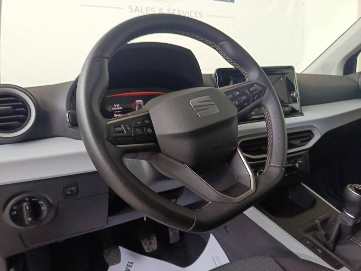seat-arona-2025-gasolina-999cc