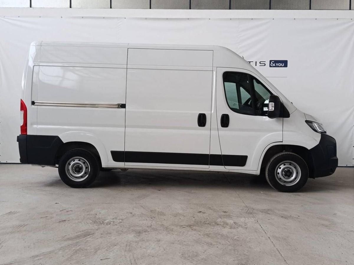 peugeot-boxer-2025-diesel-2184cc