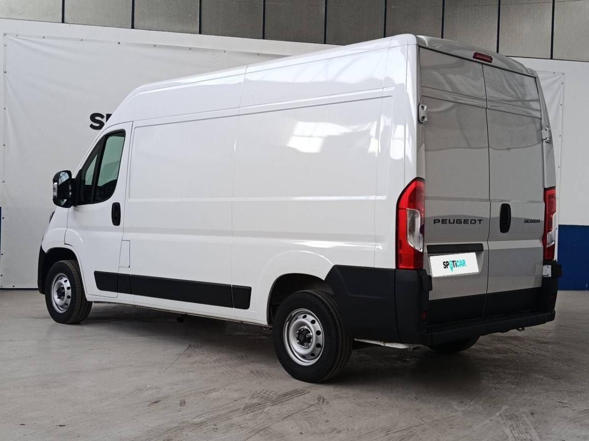 peugeot-boxer-2025-diesel-2184cc