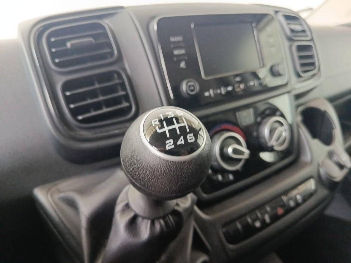 peugeot-boxer-2025-diesel-2184cc